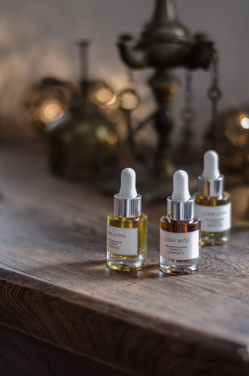 Read more about the article Chypre – czy kategoria perfumeryjna znajduje zastosowanie w aromaterapii?