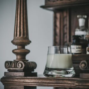 Olejki eteryczne do świec – 3 receptury i kilka wskazówek